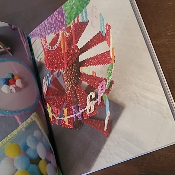 What will You Create? 3D Doodle Pen Art Book - Picture 2 of 3